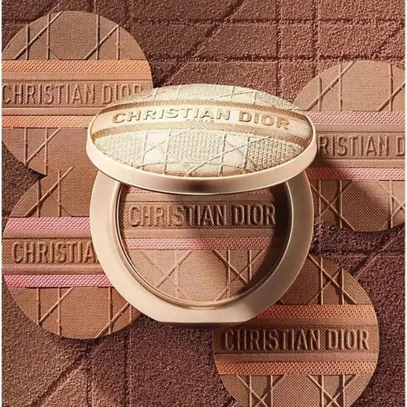 Limited Edition Dior Forever 032 ディオールスキン フォーエヴァー